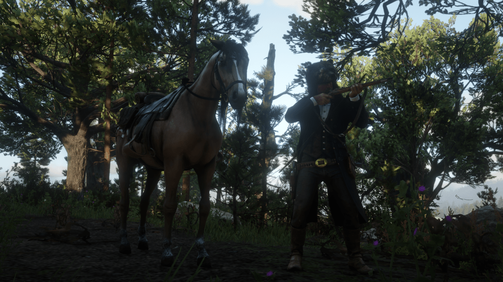 Arthur Morgan aiming a rifle in the forest beside his horse in Red Dead Redemption 2